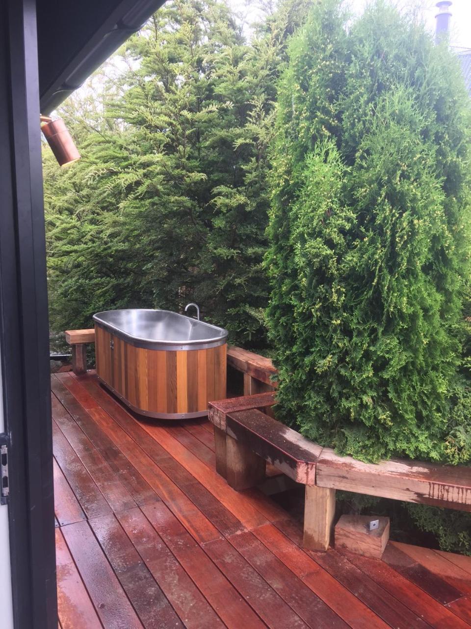 Black Beech House With Stunning Outdoor Bath Lake Tekapo Exterior photo