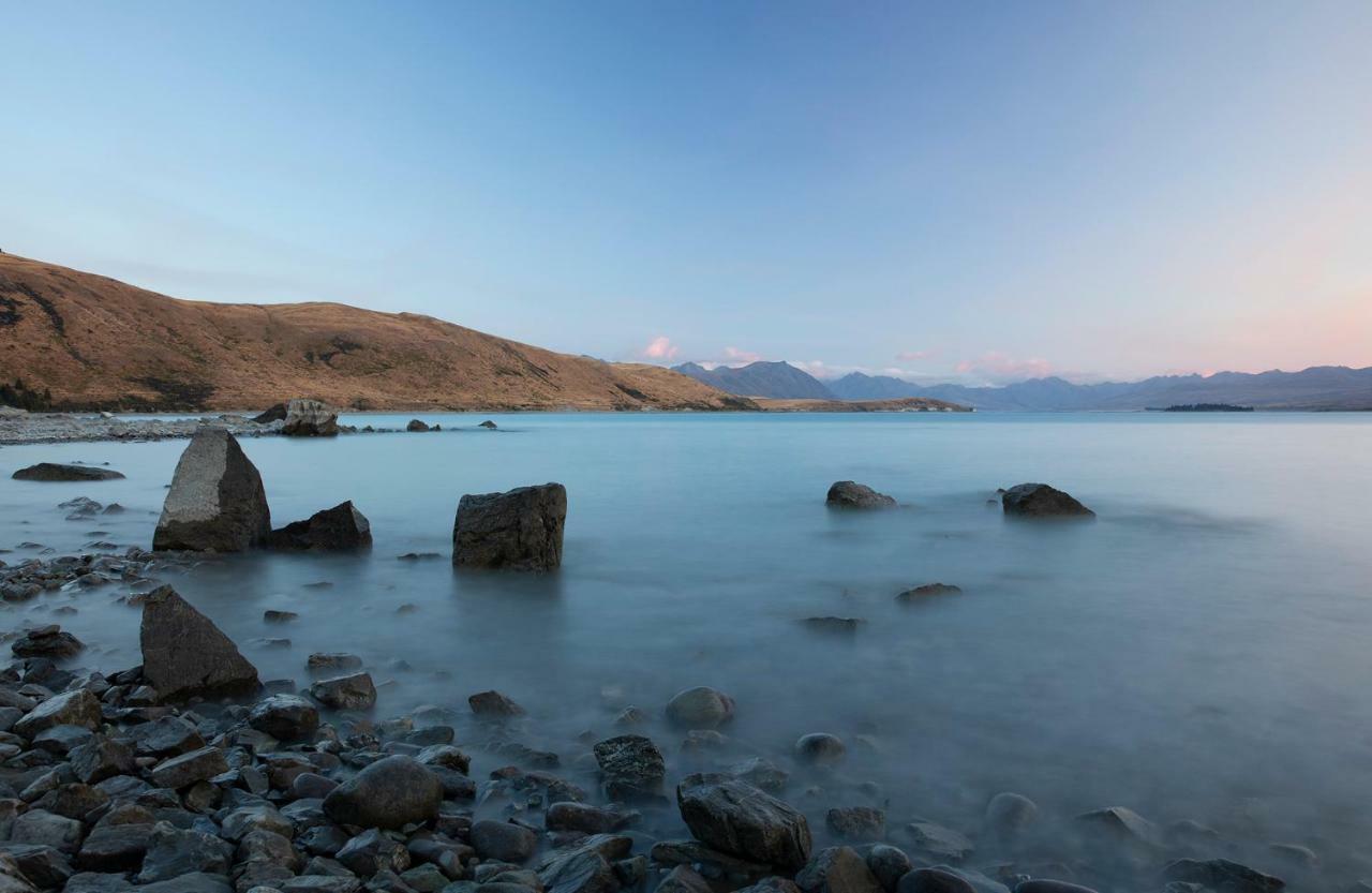 Black Beech House With Stunning Outdoor Bath Lake Tekapo Exterior photo